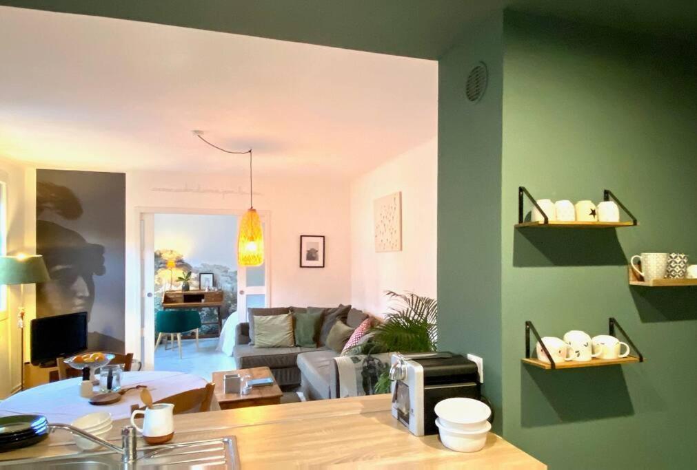 Appartement Chaleureux Entre Zola Et Proce. Nantes Exterior foto